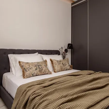 Llaha Gabrijela - Luxurious Private Escape With Pool In Nature - By Mana Gers וילה *