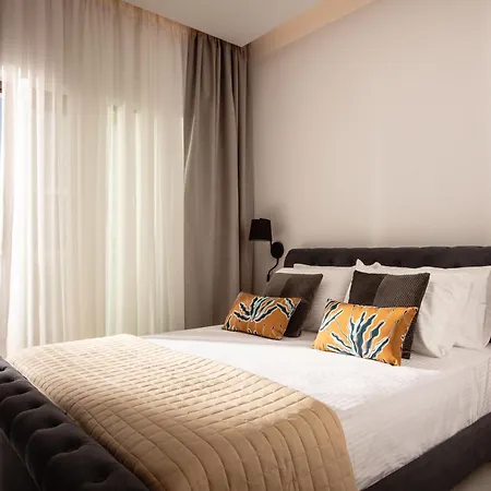 Villa Llaha Gabrijela - Luxurious Private Escape With Pool In Nature - By Mana Gers Gaitani