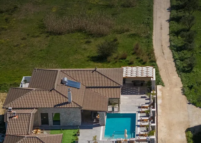 Llaha Gabrijela - Luxurious Private Escape With Pool In Nature - By Mana Gers *