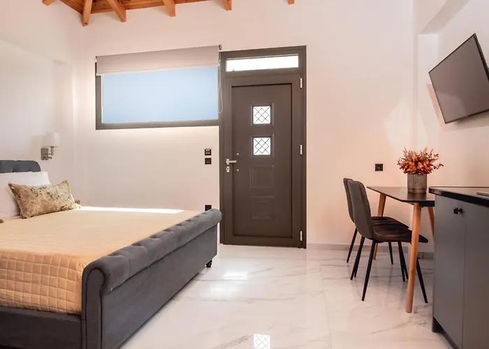 Llaha Gabrijela - Luxurious Private Escape With Pool In Nature - By Mana Gers Villa Gaitani
