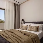 Llaha Gabrijela - Luxurious Private Escape With Pool In Nature - By Mana Gers Villa Gaitani