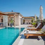 Villa Llaha Gabrijela - Luxurious Private Escape With Pool In Nature - By Mana Gers