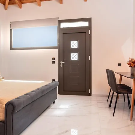 Llaha Gabrijela - Luxurious Private Escape With Pool In Nature - By Mana Gers Villa Gaitani
